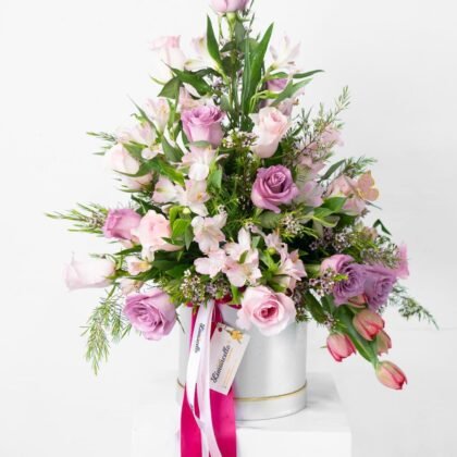 Mix roses, Tulips, Wax, Alstromelias, Mezcla de rosas, Tulipanes, Cera, Alstroemerias,