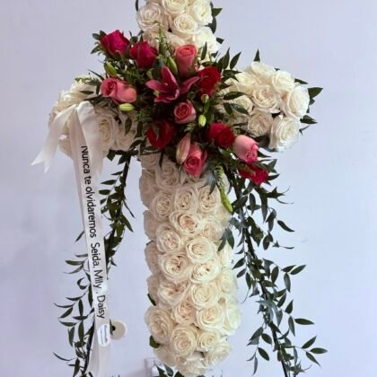 Cross of eternal peace